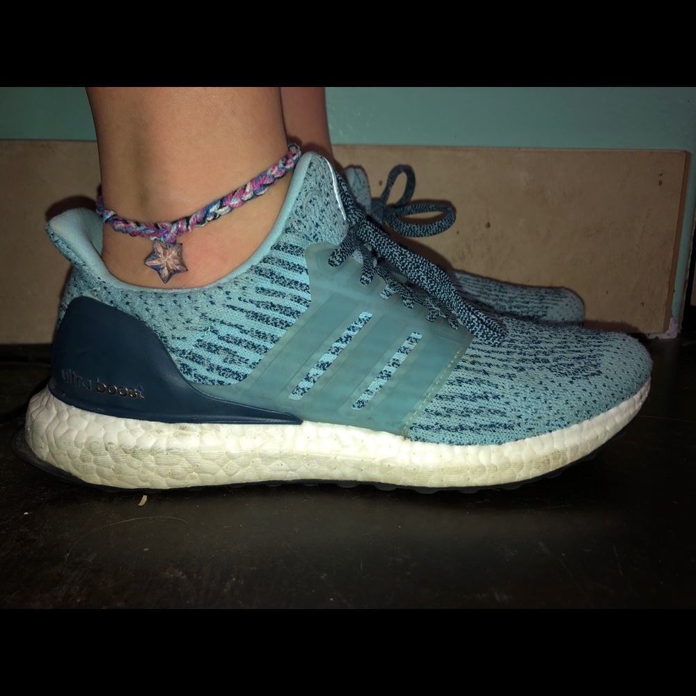 Women’s Adidas Ultraboost tennis shoes